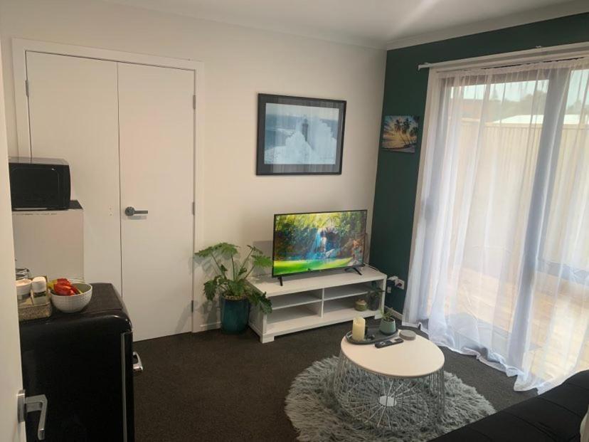 Hall Street Haven Te Awamutu Exterior foto